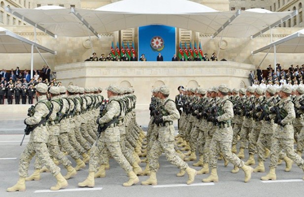 azerbaycan-ordusunun-yaradilmasindan-102-il-otur